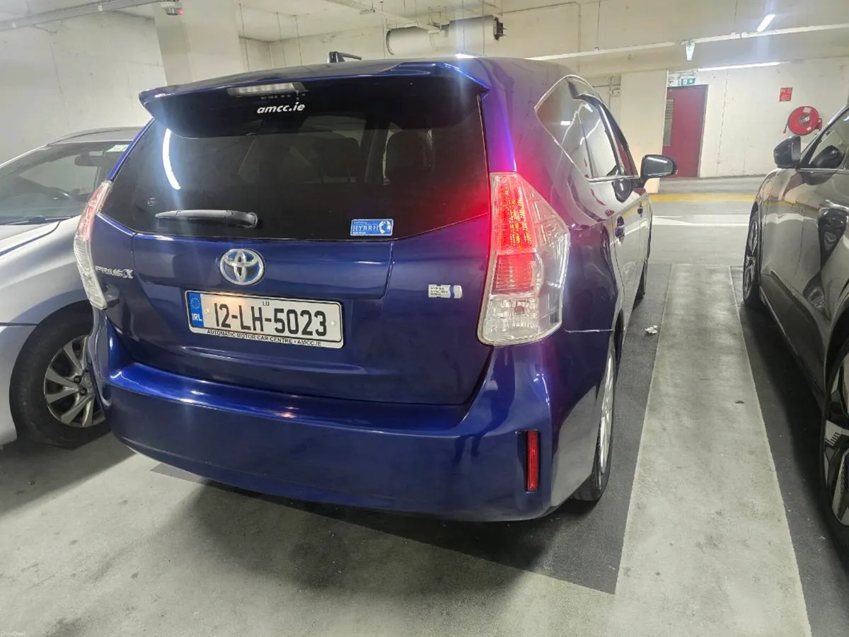 Toyota Prius MPV Petrol Hybrid, 7 Seater - Image 3
