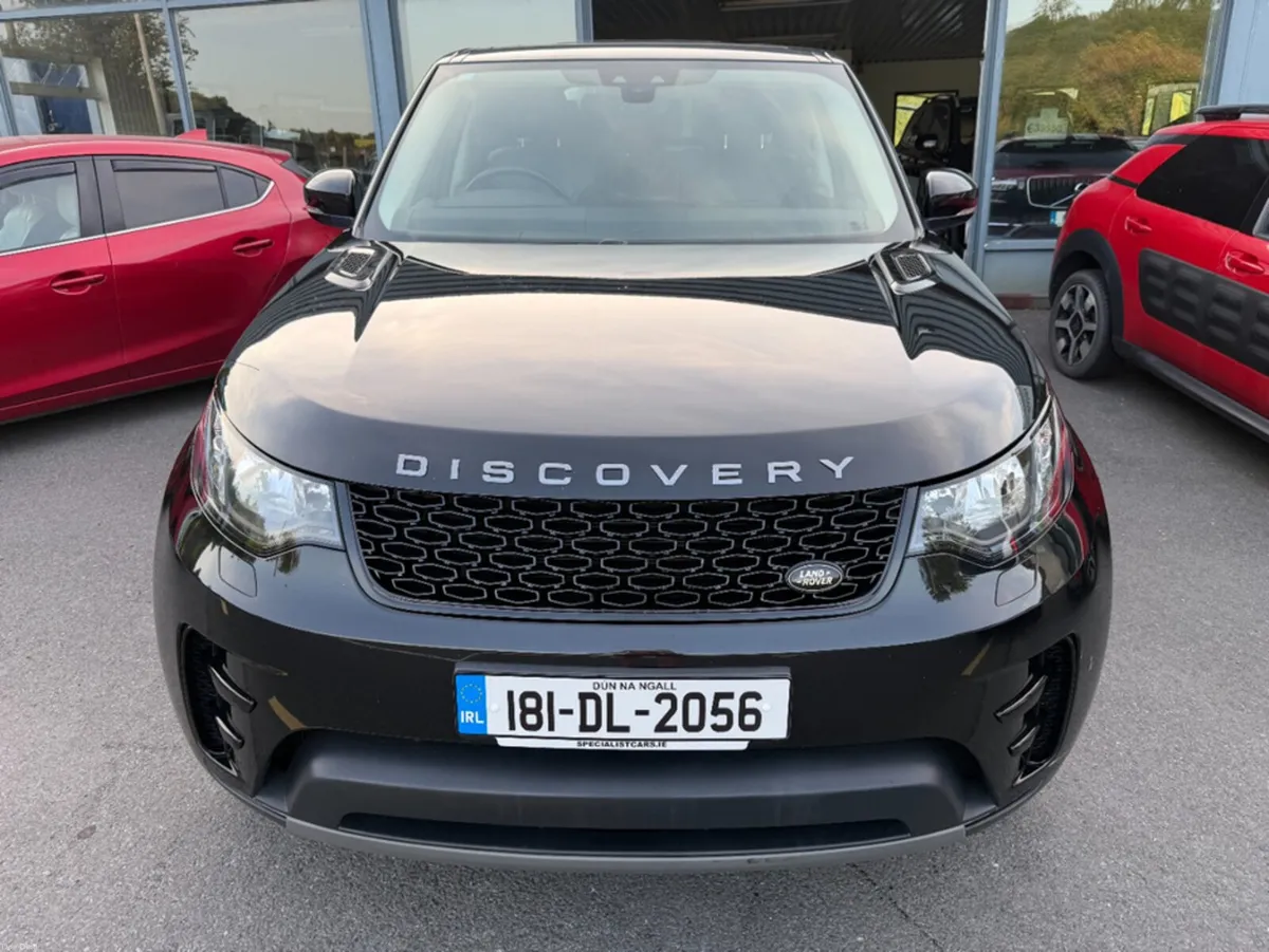Land Rover Discovery 3.0 TDV6 SE 7 SEAT R-Dynamic - Image 3