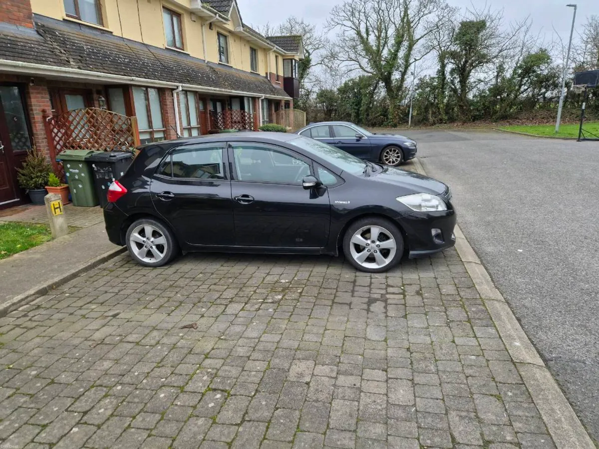 Toyota auris - Image 3