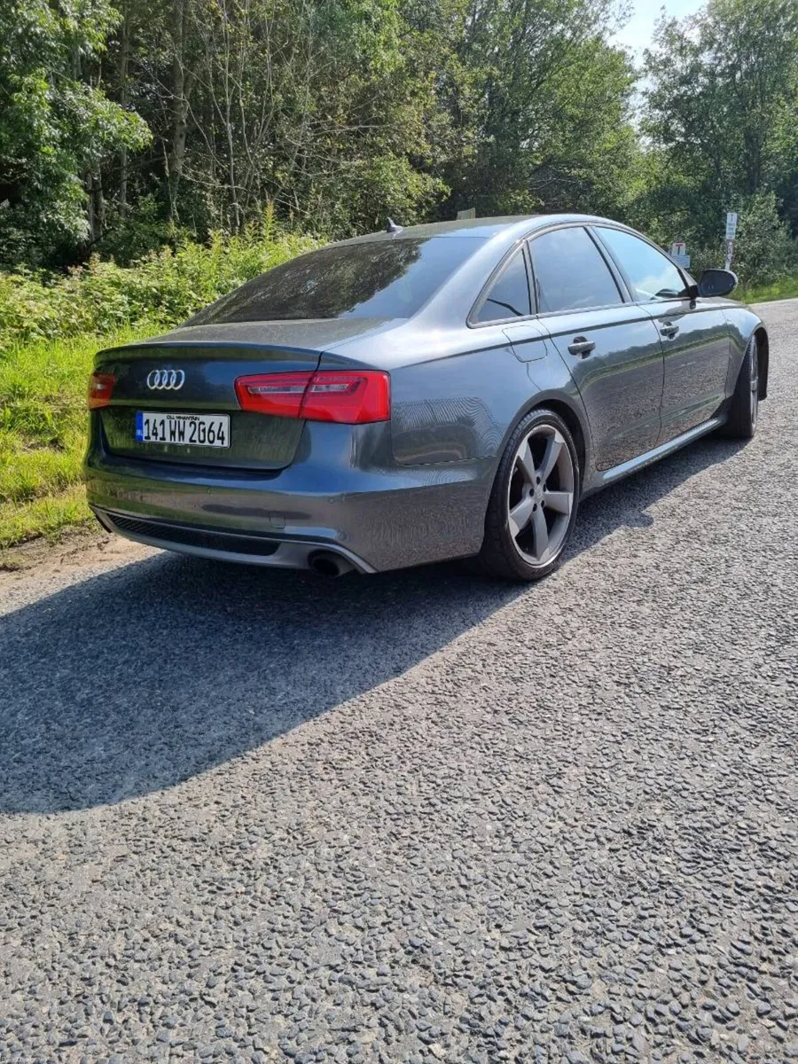 AUDI A6 - Image 2