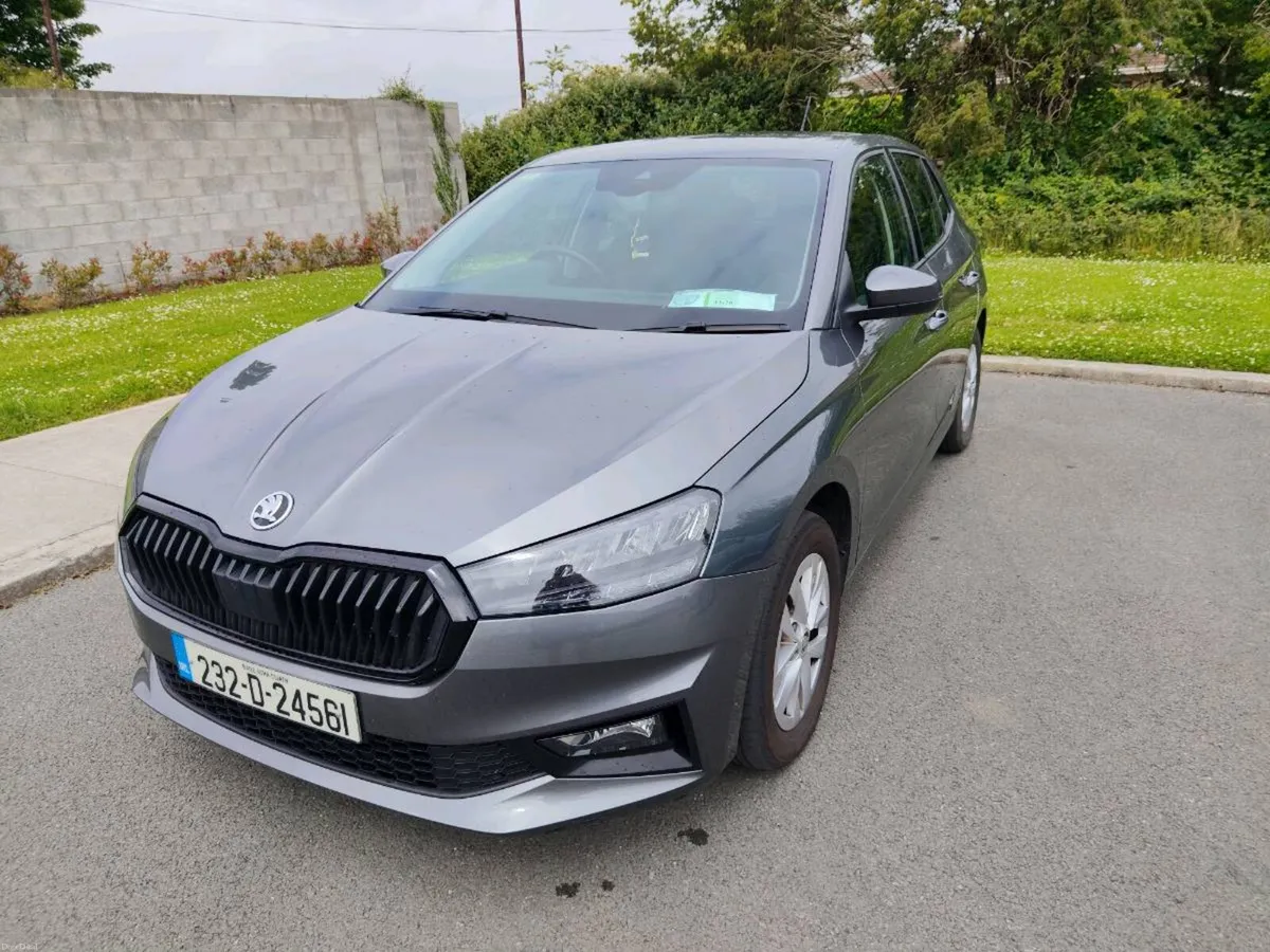 232 Skoda Fabia 1.0 TSI Ambition - 60,000 Kms - Image 2