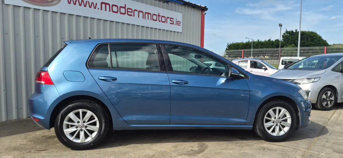Volkswagen Golf automatic comfortline 1.2 petrol - Image 5