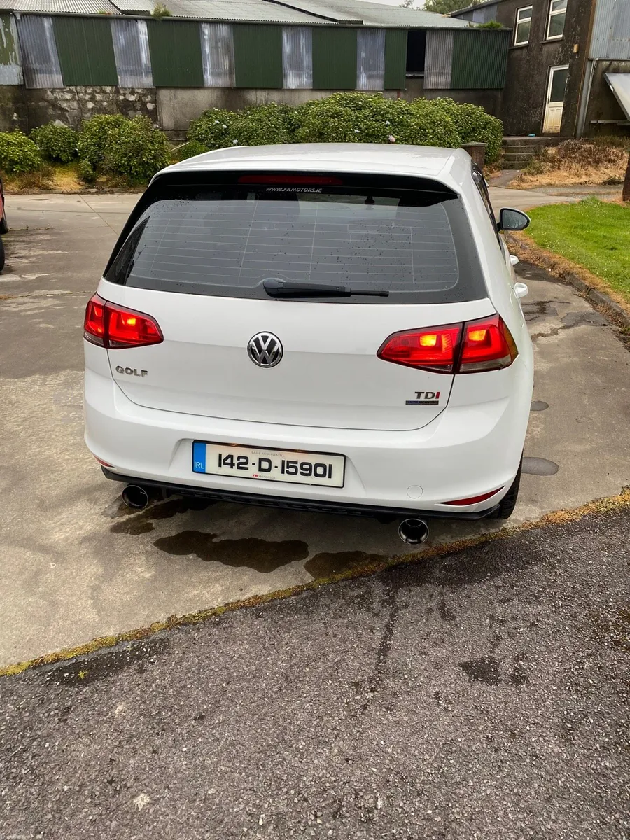 142 Volkswagen Golf TDI1.6 - Image 3