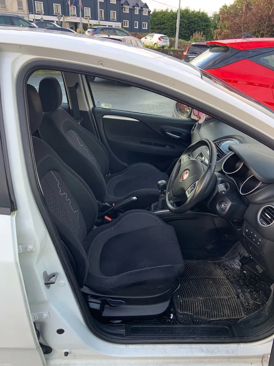 Fiat Punto 141 1.2 Petrol *needs work* - Image 6