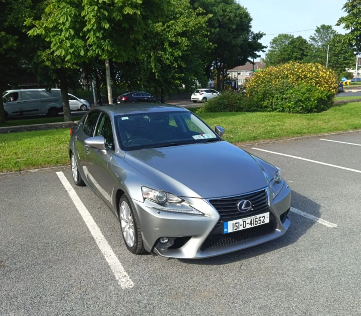 2015 Lexus IS300H - Image 1
