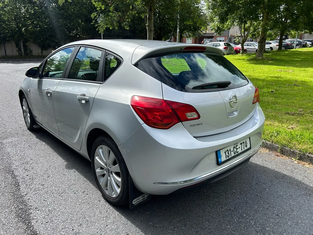Opel Astra 2013 NCT 03/27 - Image 4