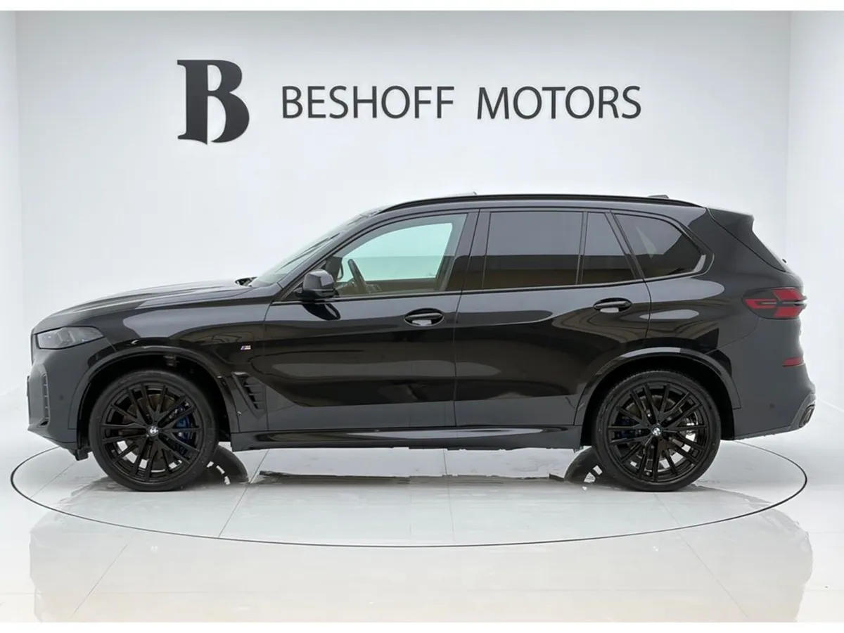 BMW X5 50e M-SPORT PRO X-DRIVE=PAN ROOF//LIGHT INT - Image 2
