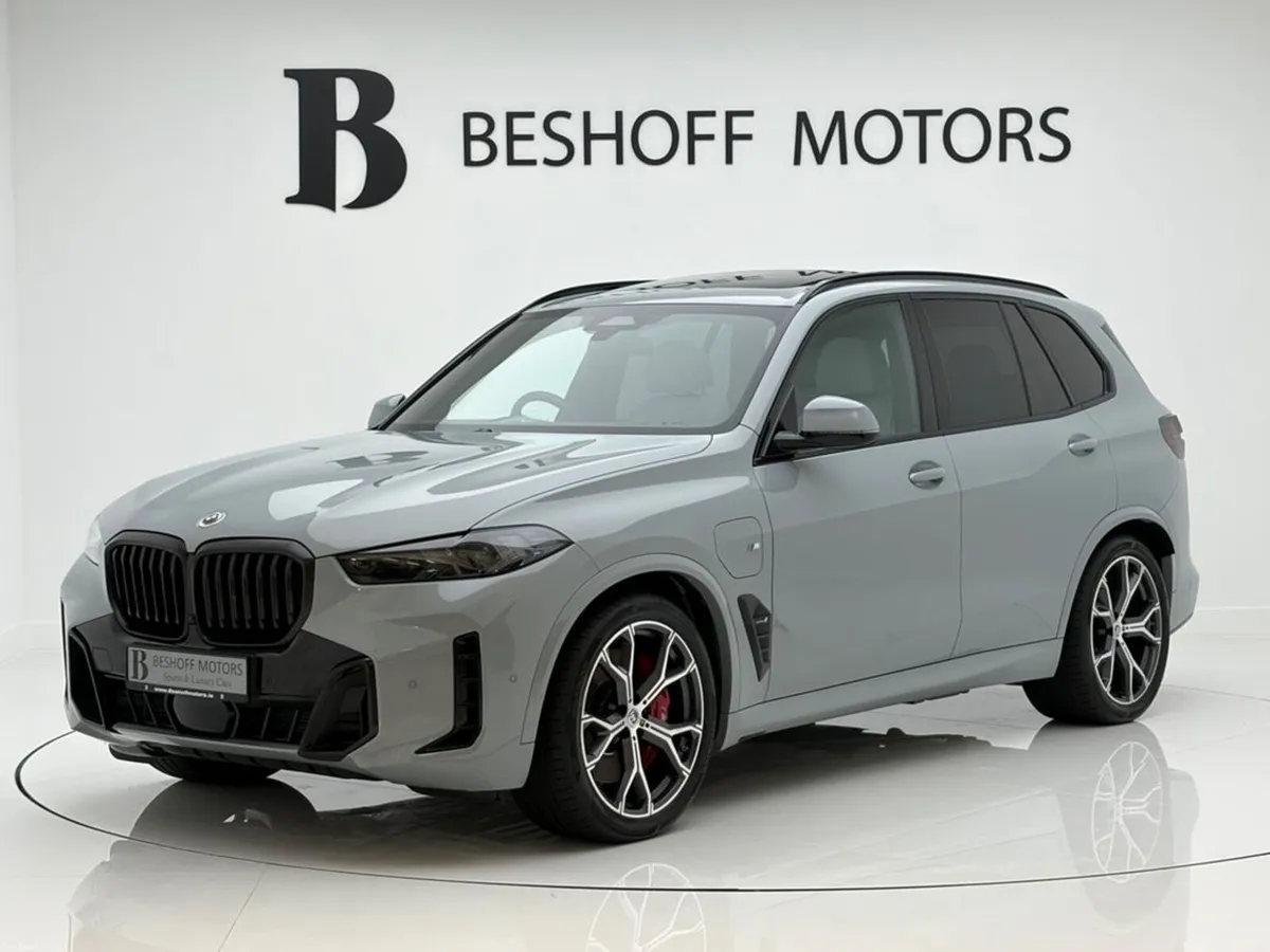 BMW X5 50e M-SPORT PRO X-DRIVE=PAN ROOF//HUGE SPEC - Image 1