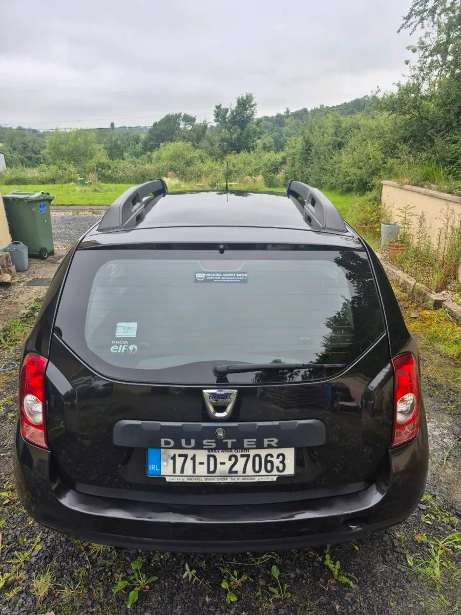 Car - Image 3