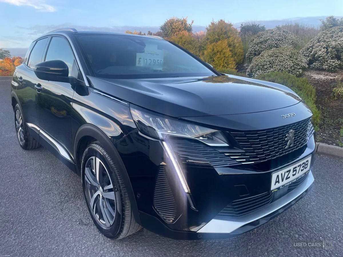 Peugeot 3008 DIESEL ESTATE - Image 4