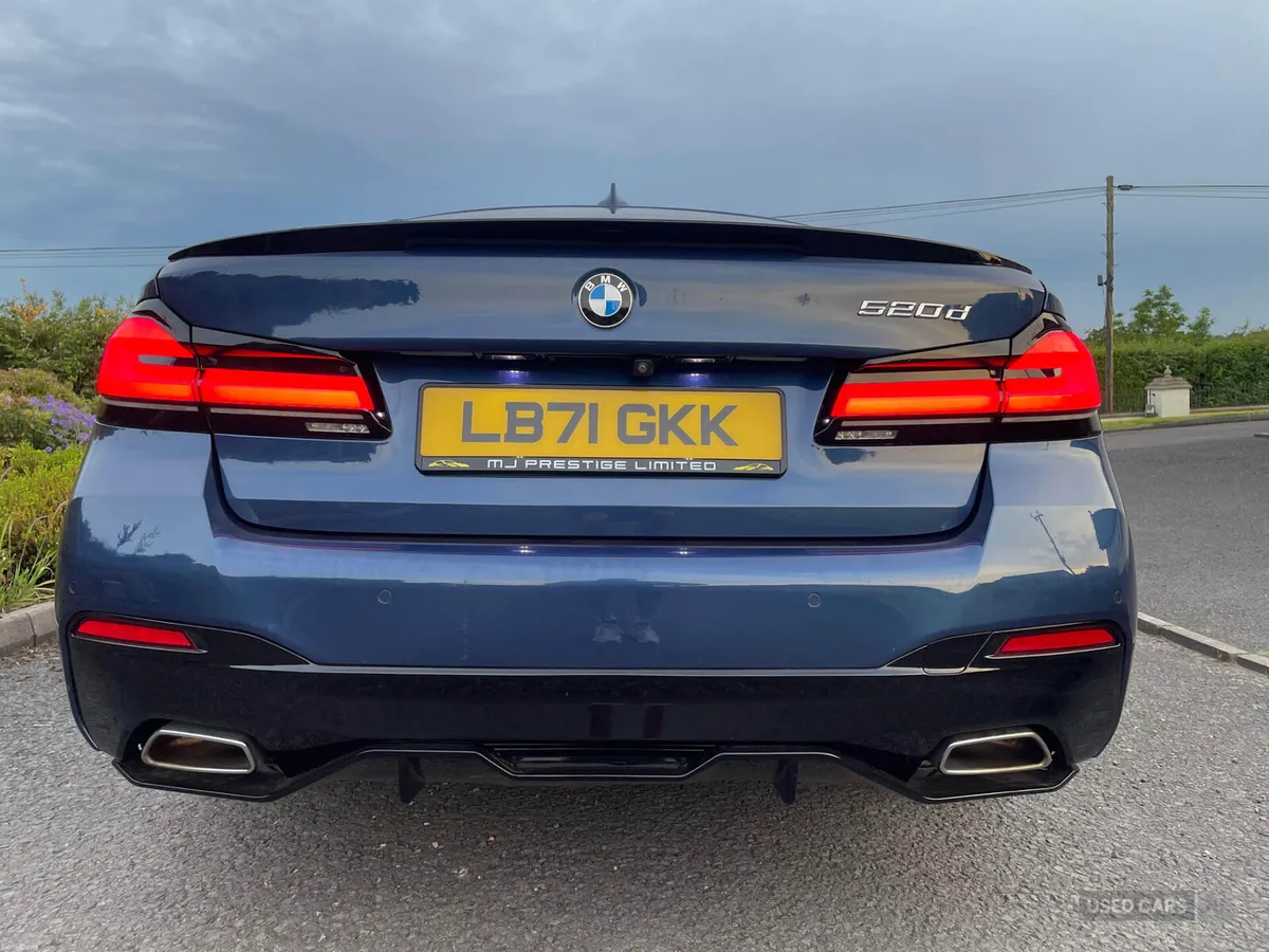 BMW 5-Series DIESEL SALOON - Image 6