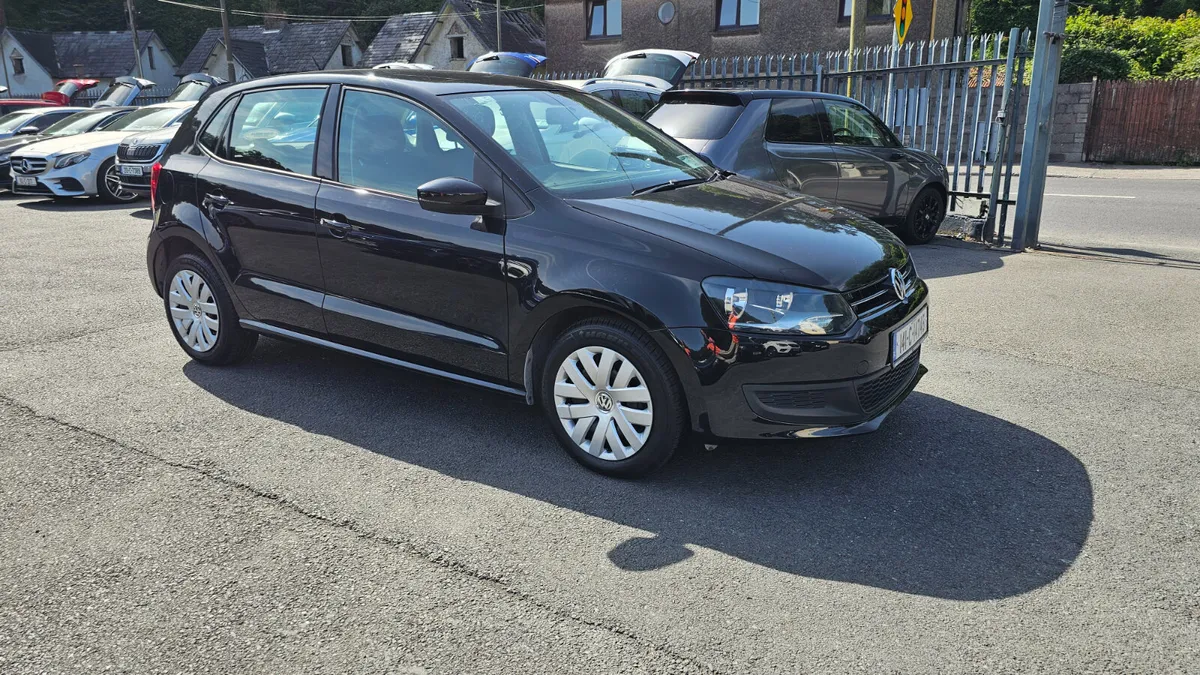 Volkswagen Polo 2014 1.2 tsi auto - Image 2