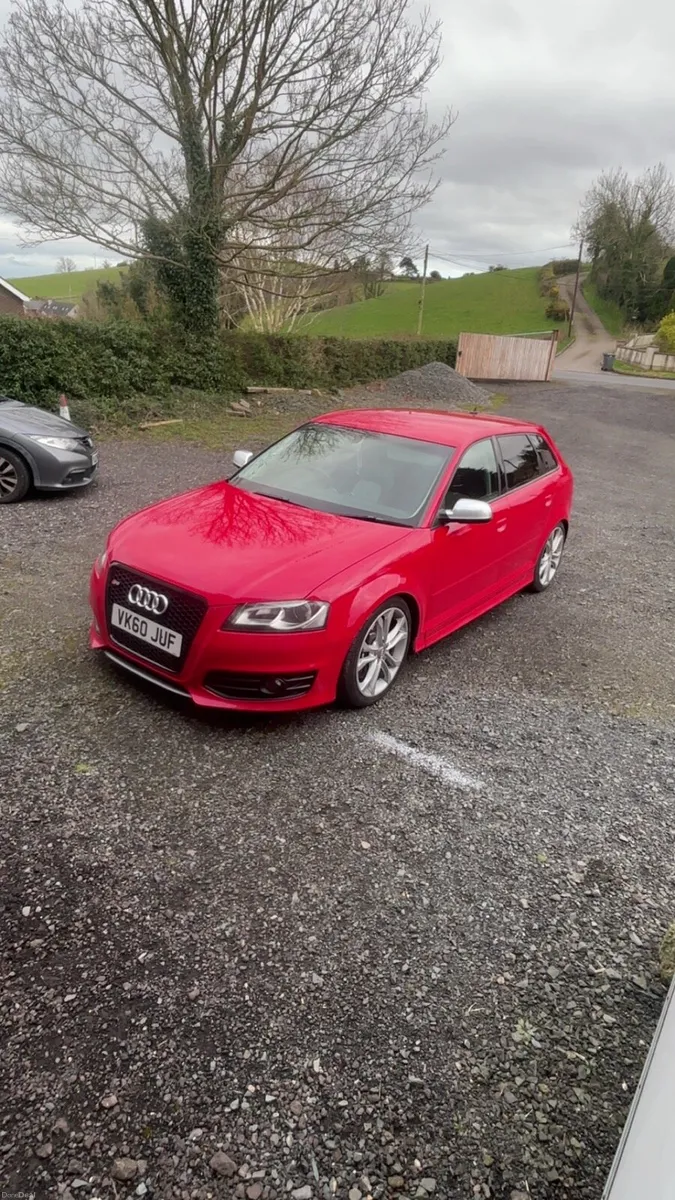 Car - Image 2