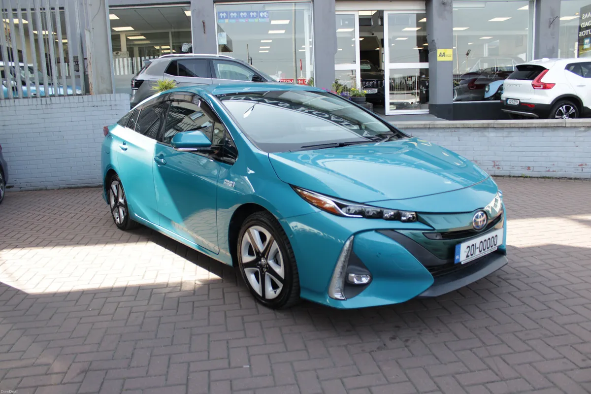 2020 TOYOTA PRIUS 1.8 PLUG-IN HYBRID 4DR SALOON - Image 1