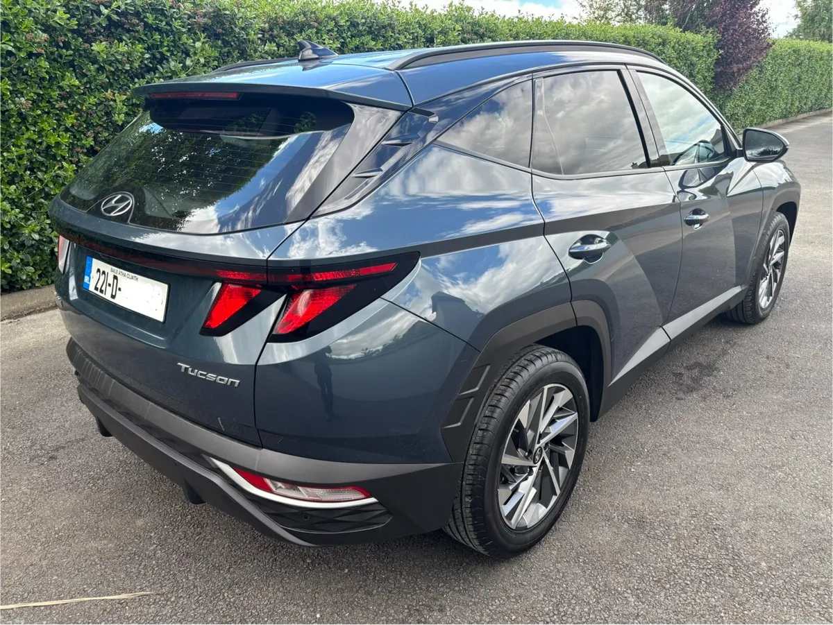 (221) Hyundai Tucson Executive 2022 - Image 4