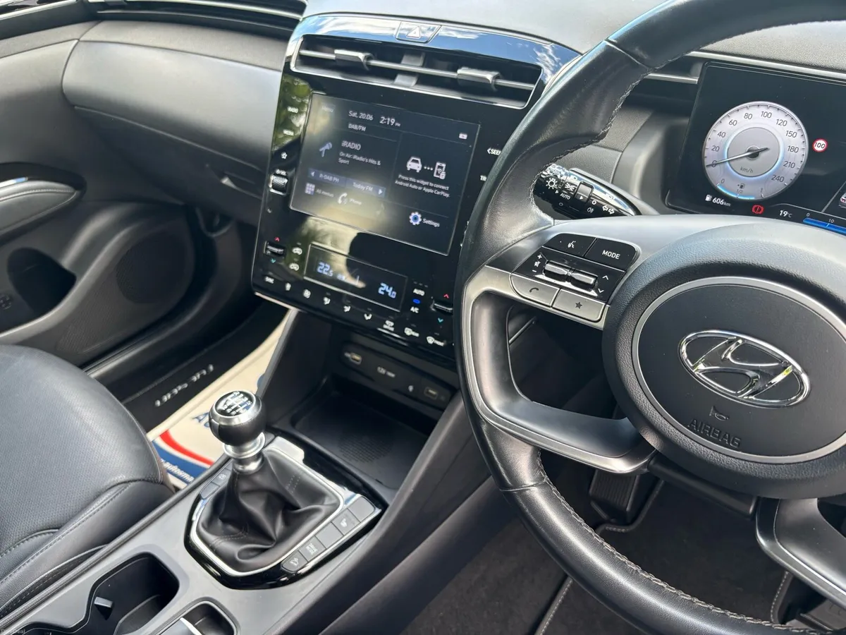 (221) Hyundai Tucson Executive 2022 - Image 6