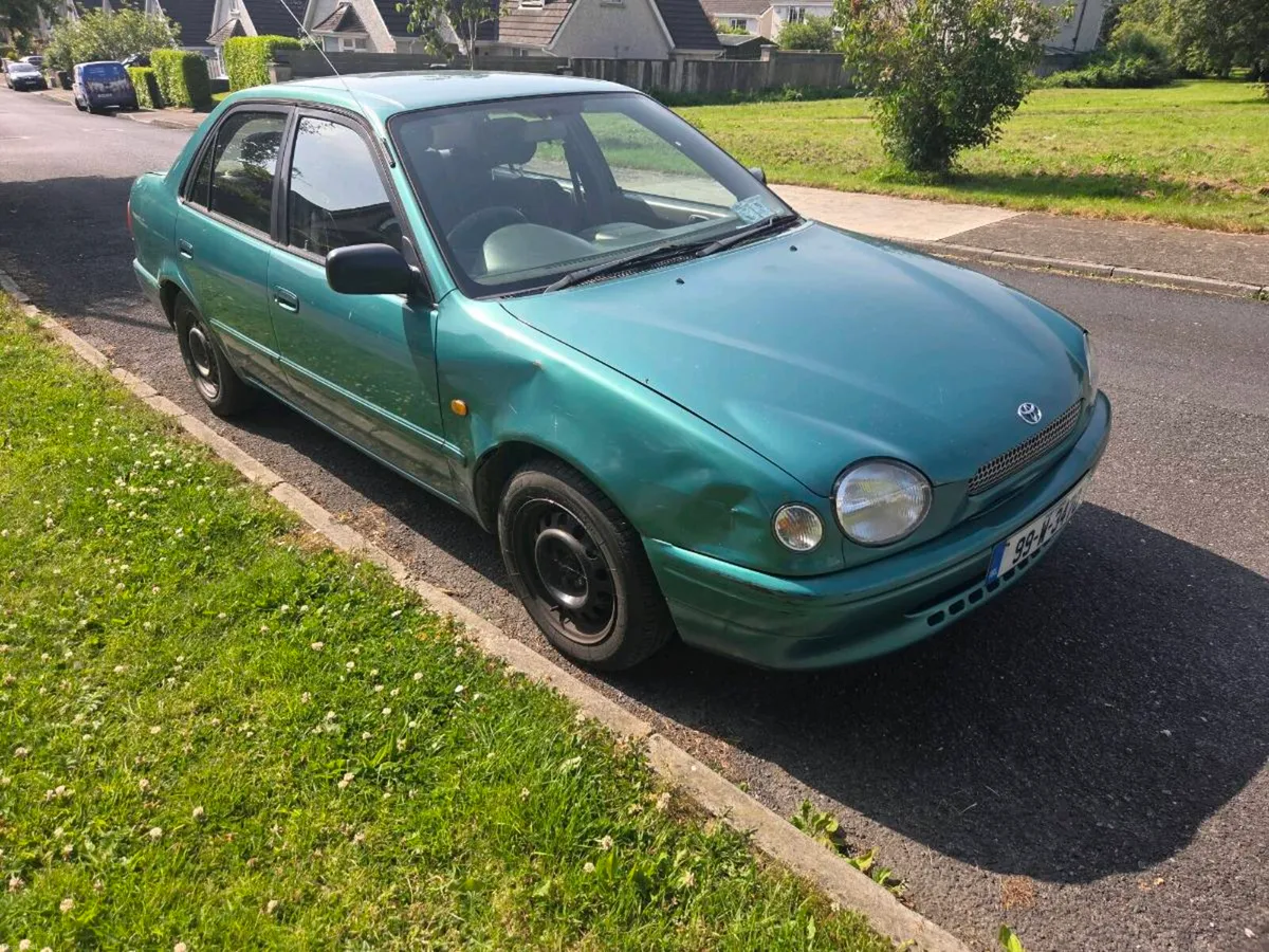 1999 toyota corrola - Image 4