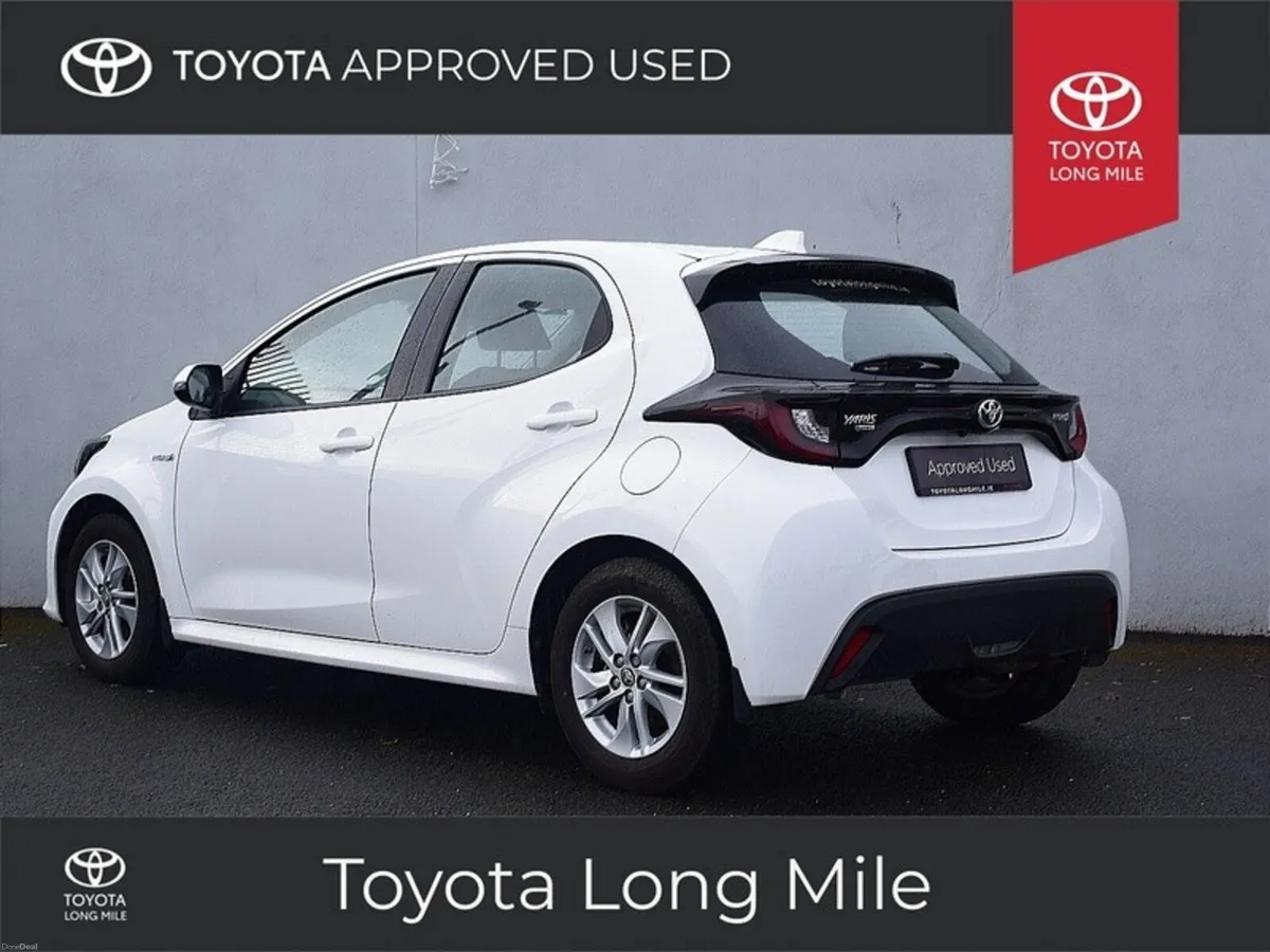 Toyota Yaris 1.5 Hybrid Luna Sport 5dr *Not To Be - Image 3