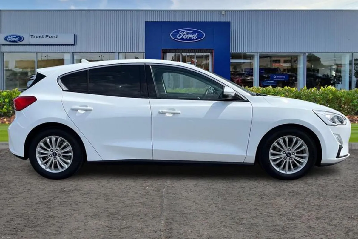 Ford Focus Titanium - Image 3