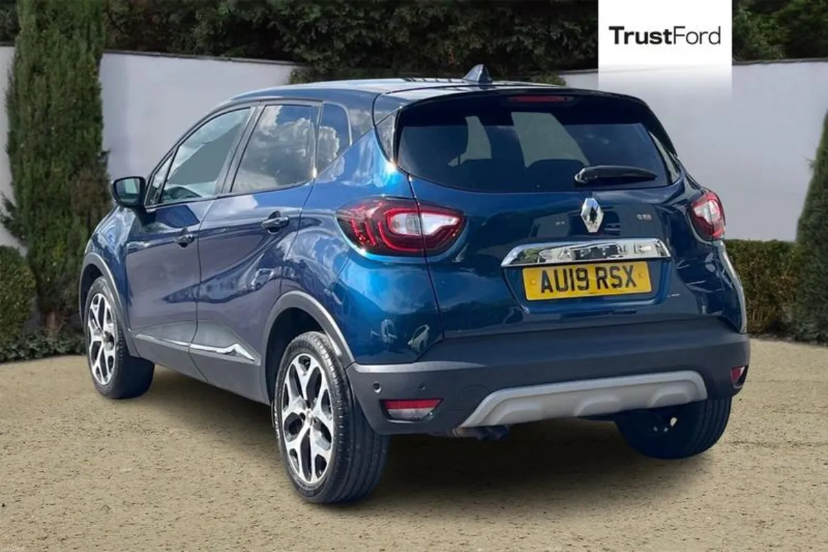 Renault Captur GT Line - Image 2