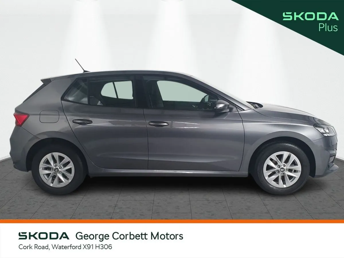 Skoda Fabia Selection 1.0TSi 95HP - Low Mileage (F - Image 6