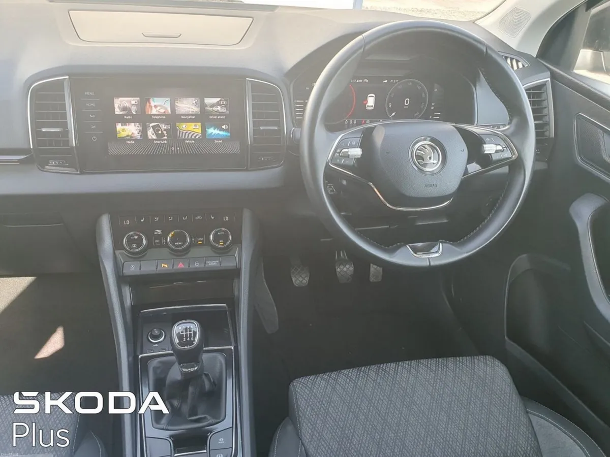 Skoda Karoq Style 2.0TDi 115HP - Two Year Warranty - Image 2