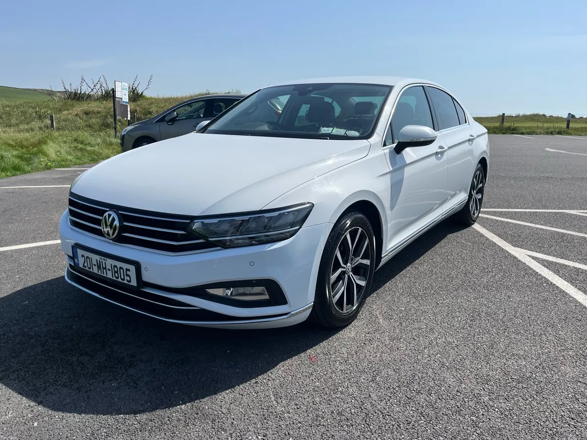Volkswagen Passat 2020 Elegance 1.5TSI Manual - Image 2