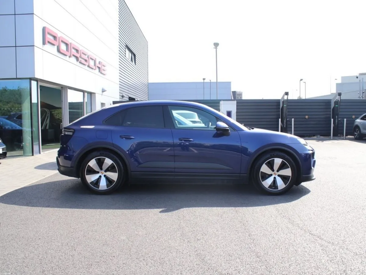 Porsche Macan - Image 3
