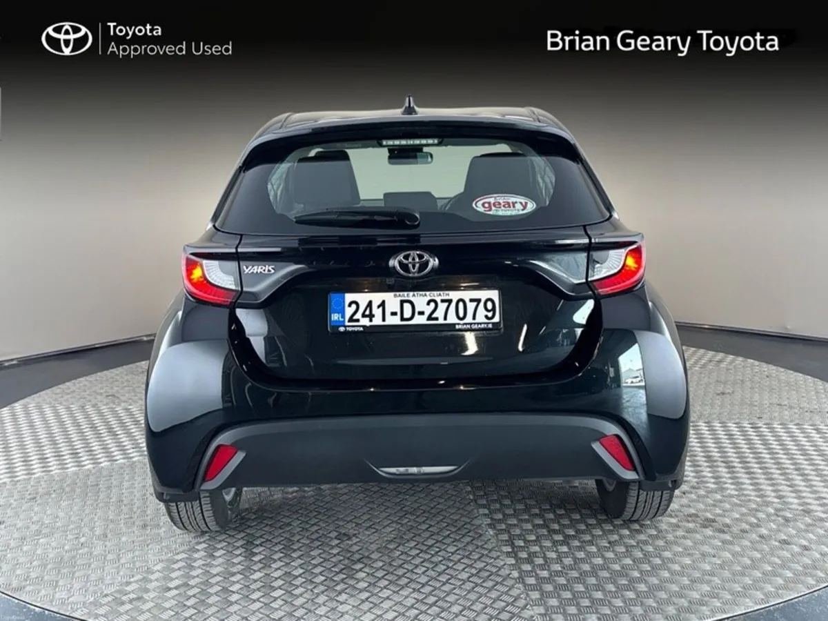 Toyota Yaris 1.5 LUNA - Image 4