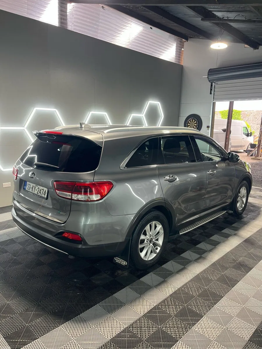 Hi Spec Kia Sorento - Image 3