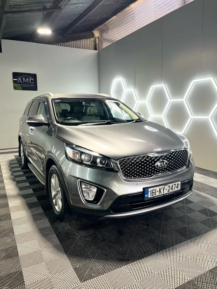 Hi Spec Kia Sorento - Image 4