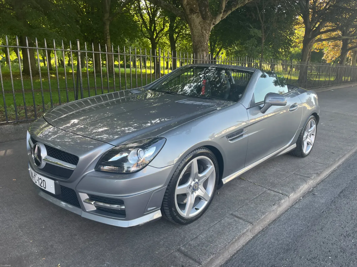 2014 MERCEDES SLK AMG only 101000kms - Image 3