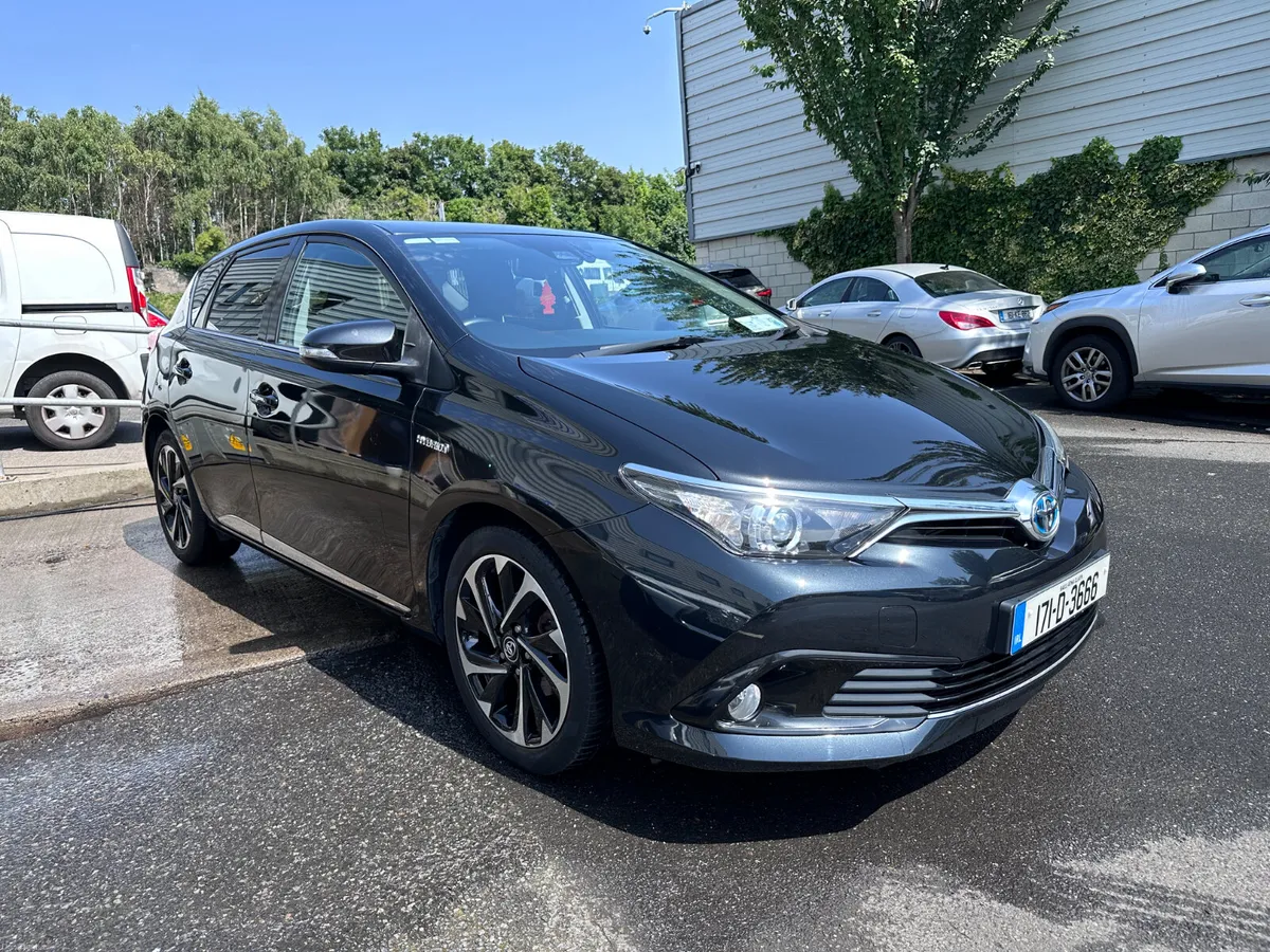 Toyota Auris Hybrid Sol, 2017 - Image 4