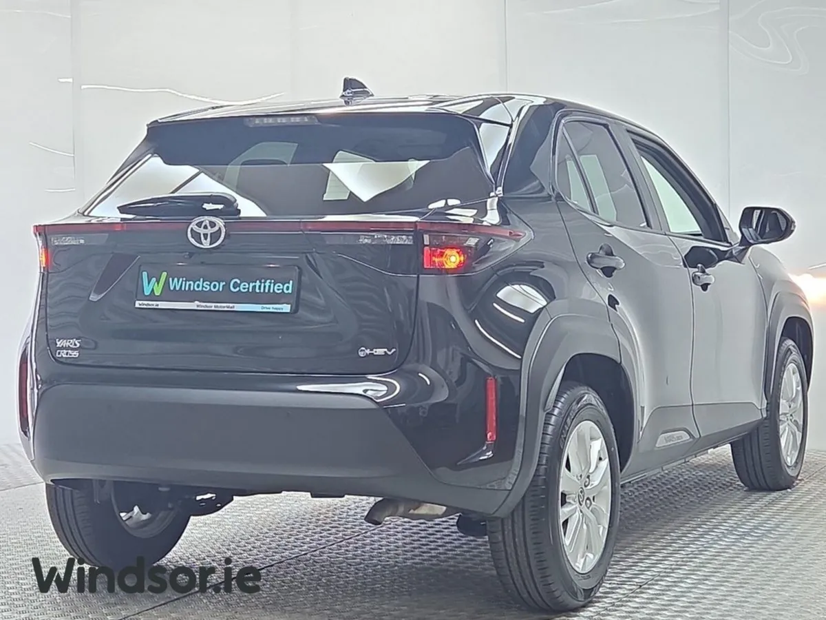 Toyota Yaris Cross Z Hybrid *Top spec* - Image 3