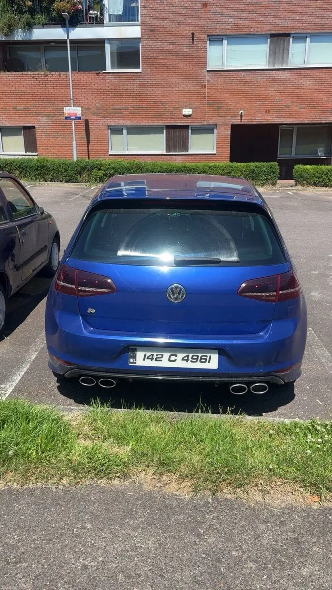 Golf 1.6 - Image 1