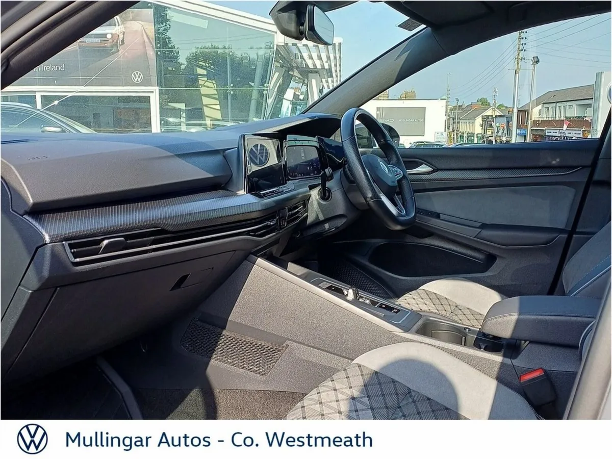 Volkswagen Golf R-Line 2.0 TDI 150HP DSG - Image 4