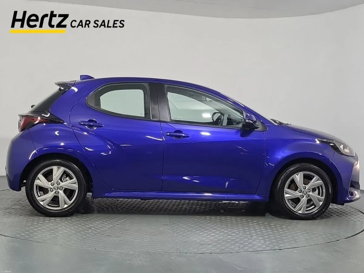 Toyota Yaris ICON HEV CVT 1.5 Petrol Automatic - Image 4