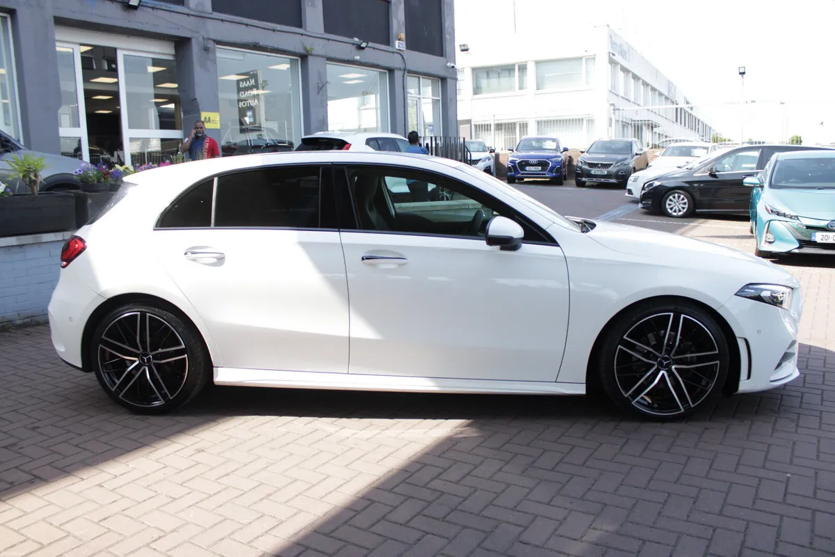 MERCEDES-BENZ A200D 2.0D AMG-LINE 5DR HATCH AUTO - Image 3