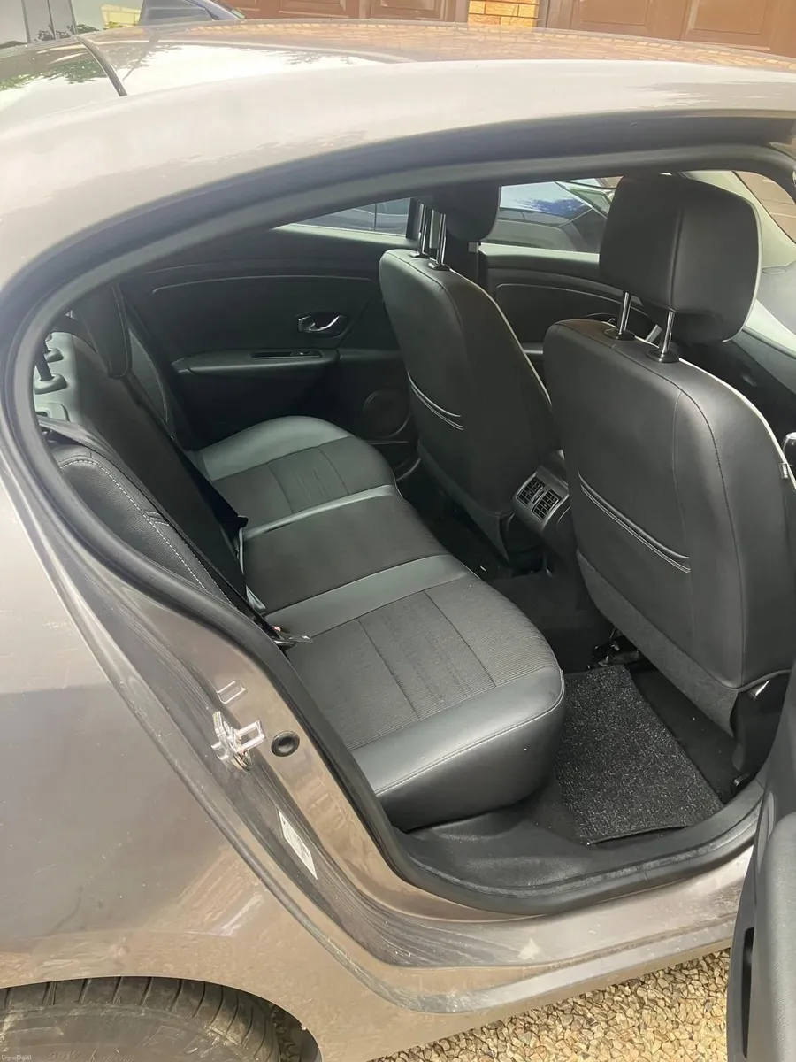 Renault Fluence 2015 - Image 4