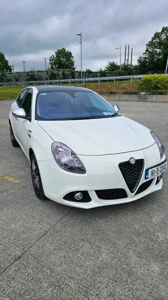 Alfa Romeo Giulietta 1.6 - Image 1