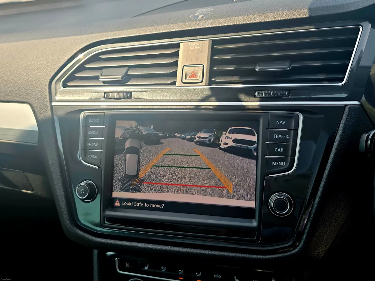 172 VW Tiguan 2.0d Comfortline/FSH/Warranty - Image 6
