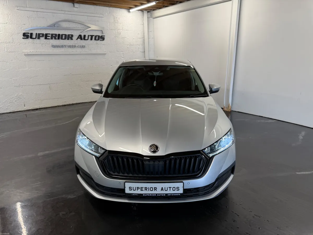 2022 Skoda Octavia SE Tech 2.0TDI DSG Auto - Image 3