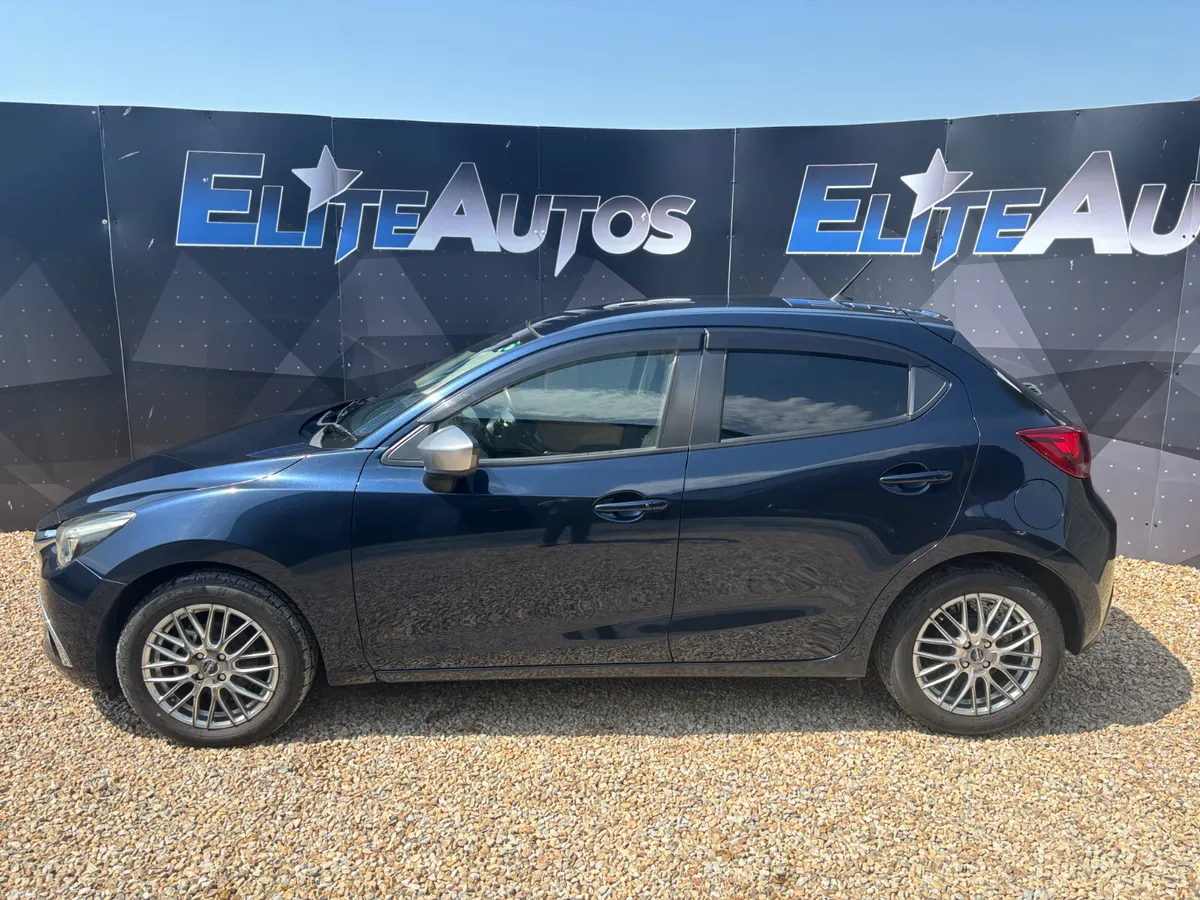 Mazda Demio Skyactive D Automatic 2015 - Image 3