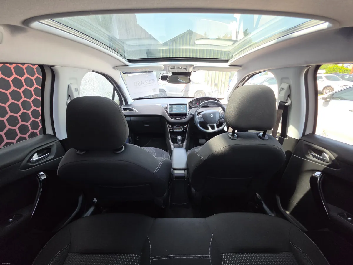 182 PEUGEOT 208 1.2 AUTOMATIC NCT 2028 - Image 2