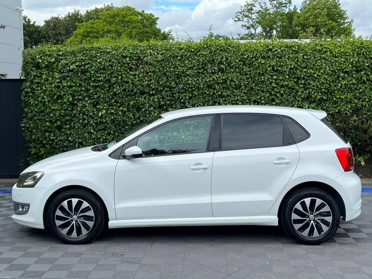 Volkswagen Polo BLUEMOTION 1.0 TSI AUTO // HEATED - Image 3