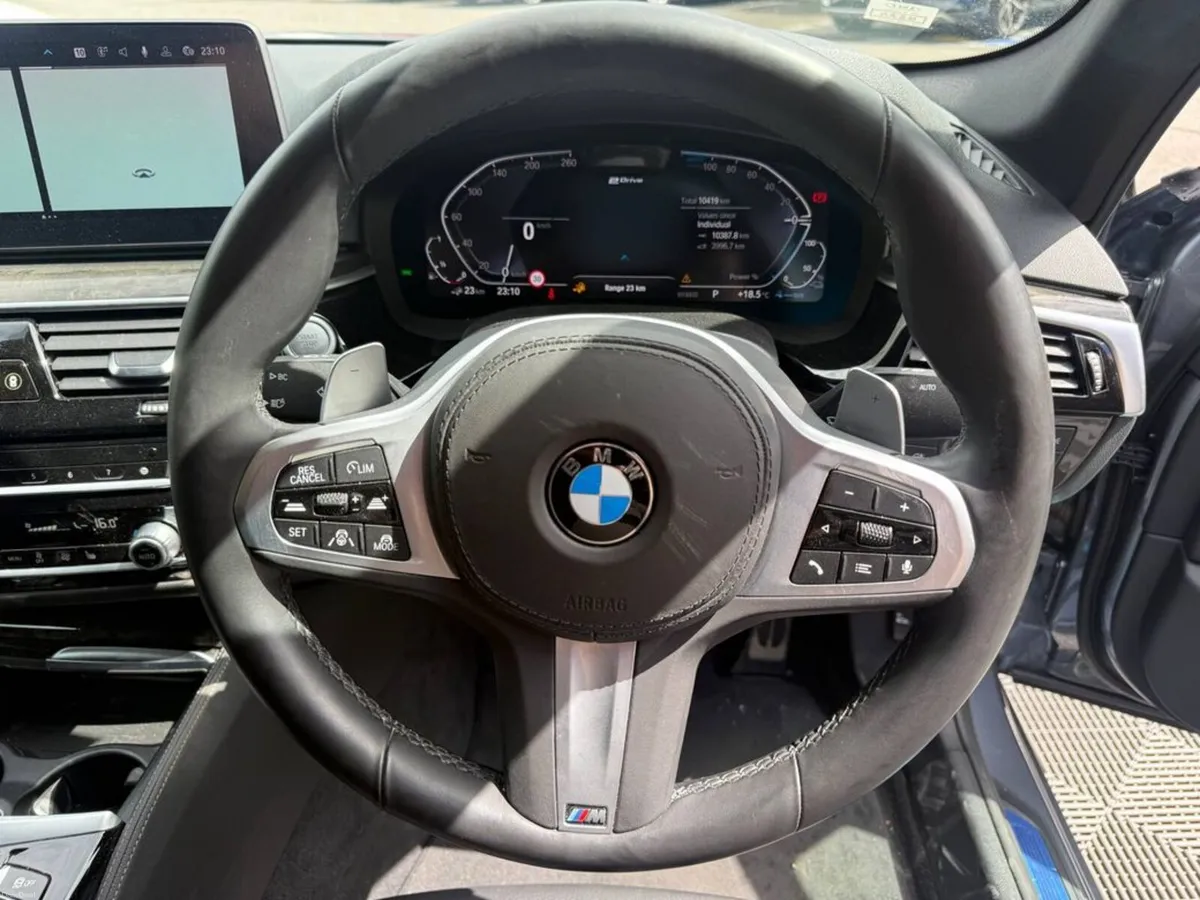 BMW 5-Series 530E LCI M-SPORT 2.0 PLUG-IN HYBRID A - Image 3