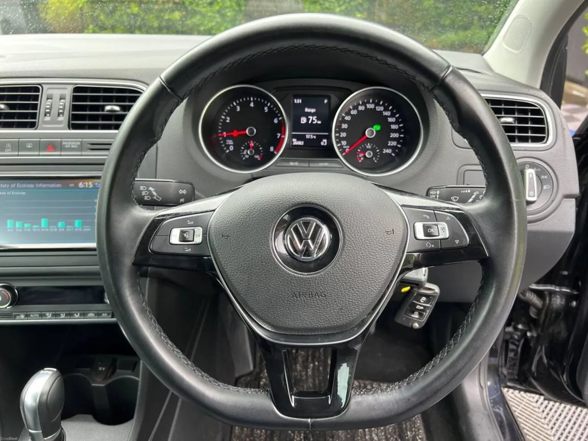 Volkswagen Polo COMFORTLINE 1.2 TSI AUTO // VERY L - Image 4