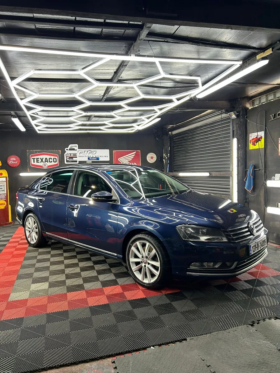 2013 Passat Highline 1.6 TDI Bluemotion - Image 1