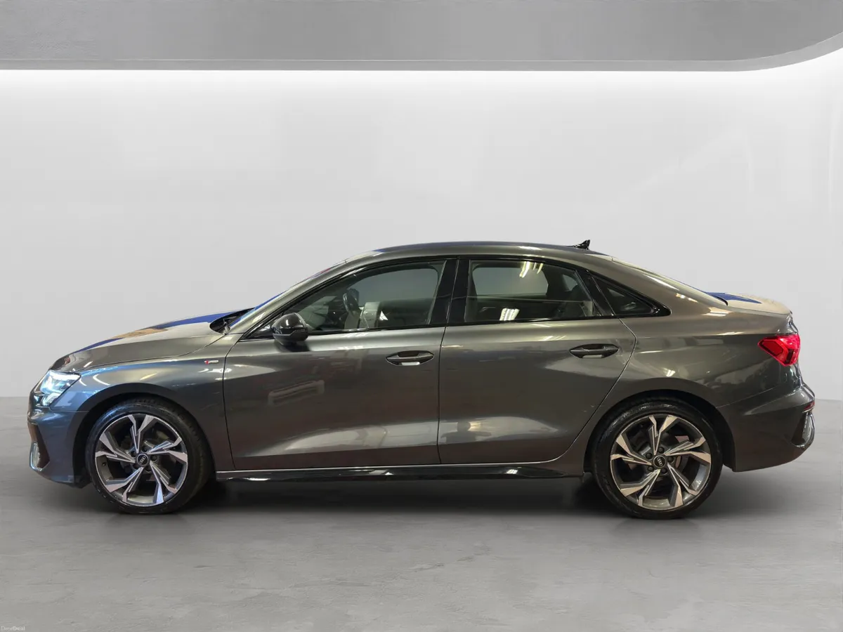 AUDI A3  30 TDI 116HP S LINE 4DR MANUAL SIX SPEED - Image 4