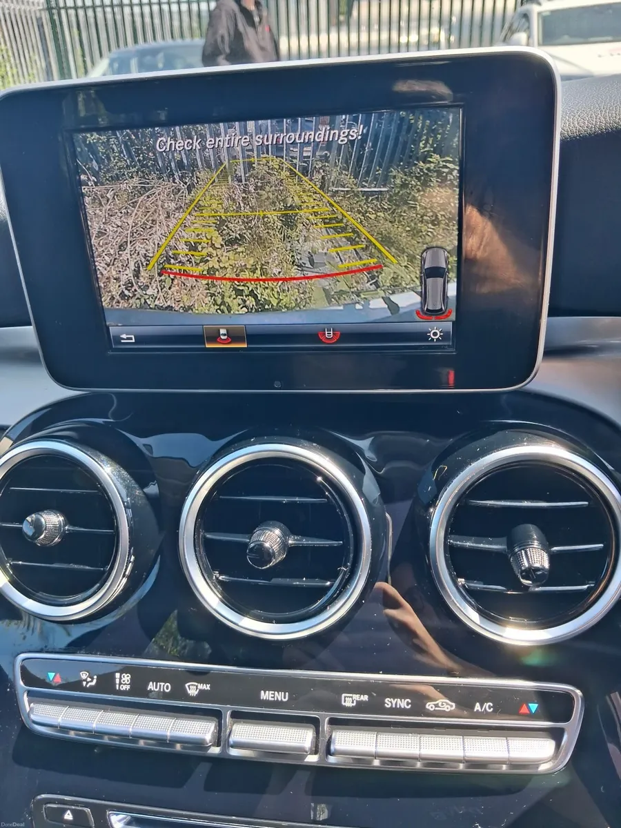 Mercedes-Benz C-Class 2017 - Image 4